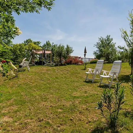 Gites Les Granges De Flolie Beauteville Exterior photo